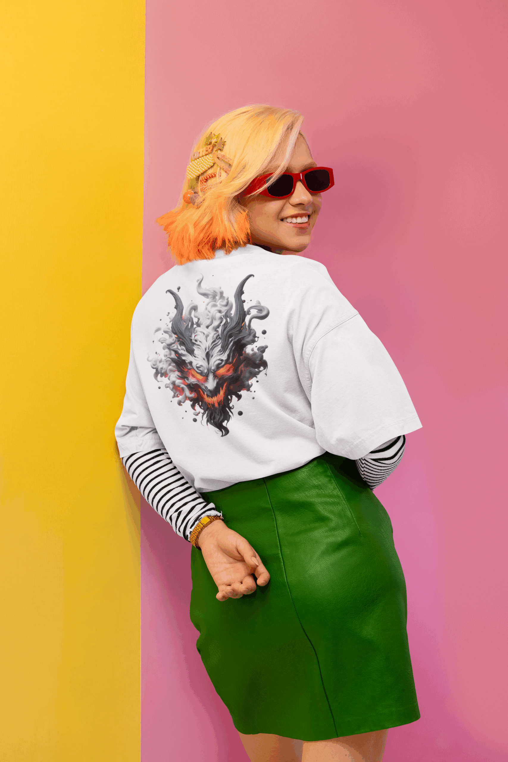 back-view-oversized-tee-mockup-featuring-a-smiling-woman-in-a-new-pop-wave-inspired-setting-m38758 Tričko Demons 4 – BlackRift – Obrázok 1